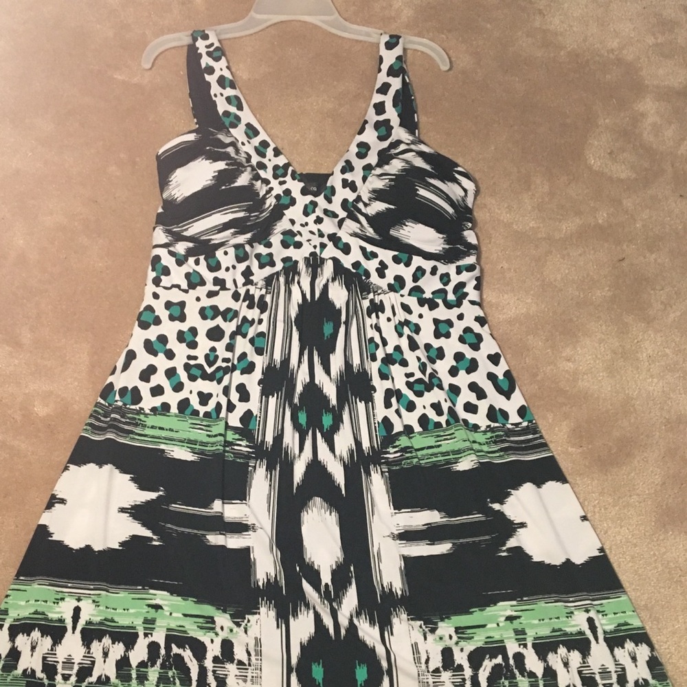 Short dress